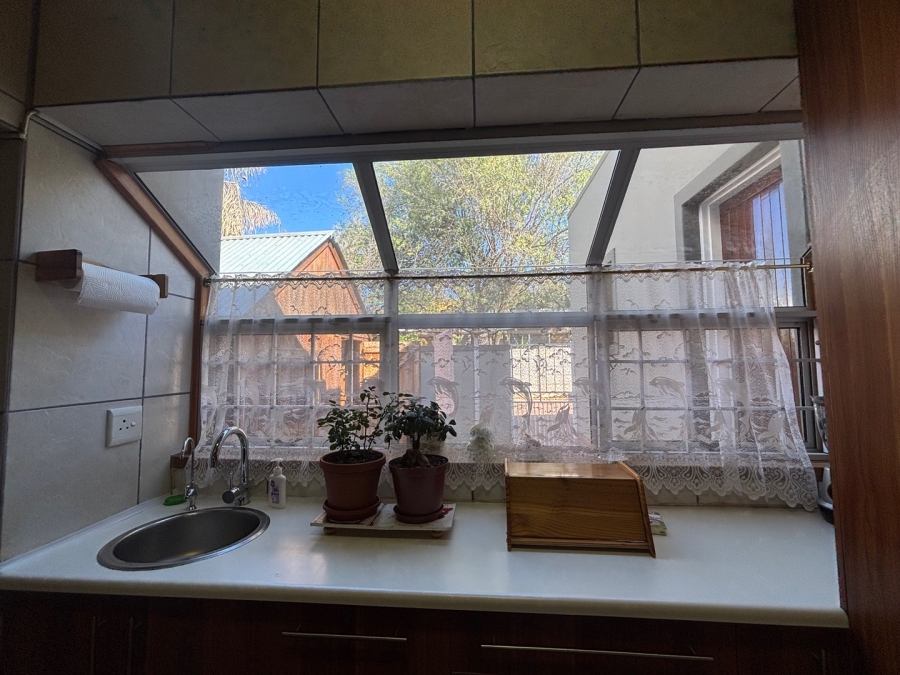 3 Bedroom Property for Sale in Pentagon Park Free State